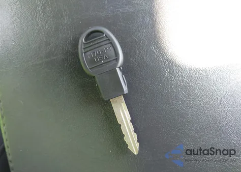 2010 Jeep Commander Sport from USA, damaged, VIN 1J4RG4GK7AC127808